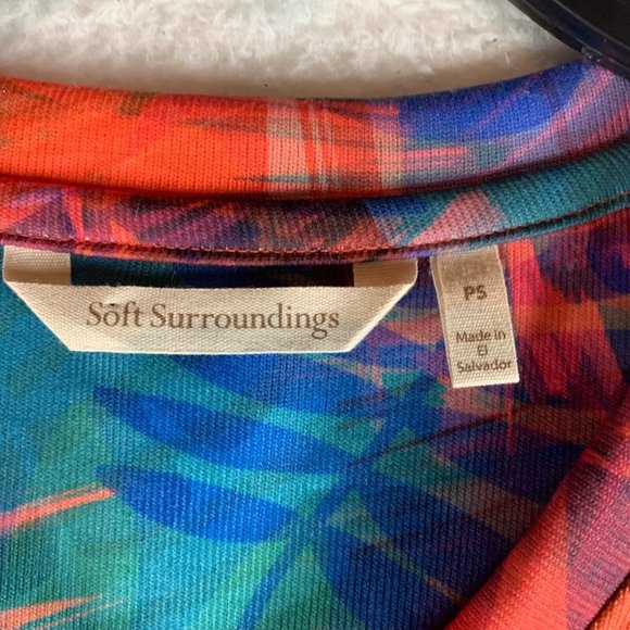 Soft Surroundings Women's Multicolor Leaf Printed V-Neck Tunic Top Size S‎ 8748 - Picture 2 of 9